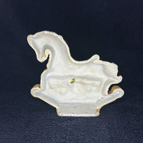 Doorstop, Cast Iron Christmas Rocking Horse. From the 1970’s or 1980’s, vintage - Picture 2 of 3
